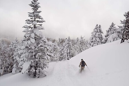 Freeride e scialpinismo in Giappone
